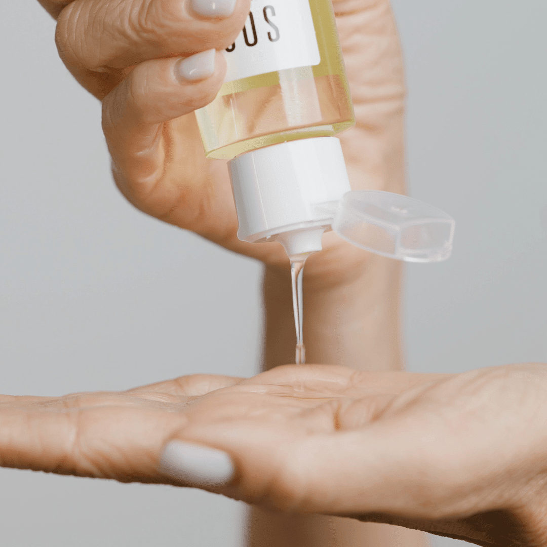 Huile solaire visage : protection maximale sans pores obstrués ?