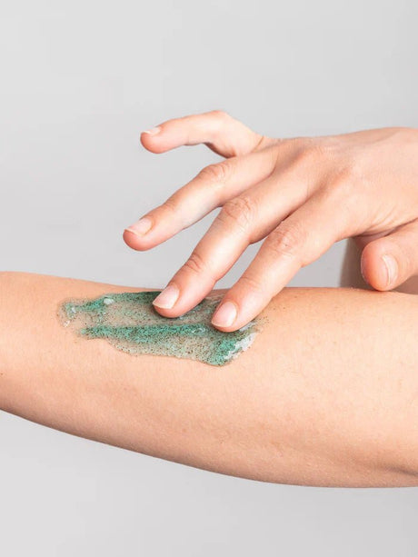 Les Bienfaits des AHA : Guide Expert Pour Une Peau Transformée