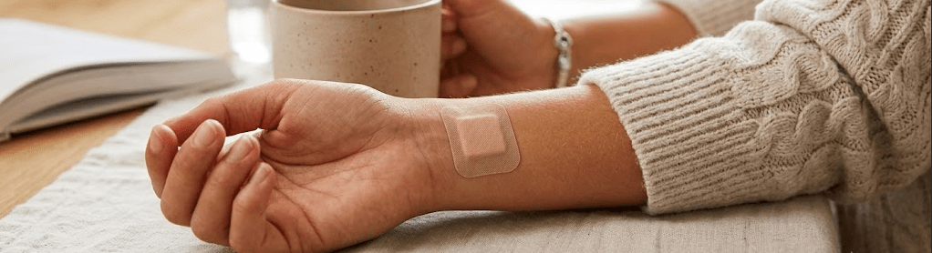 Gerçures, plaies, brûlures légères : comment bien soigner une peau abîmée